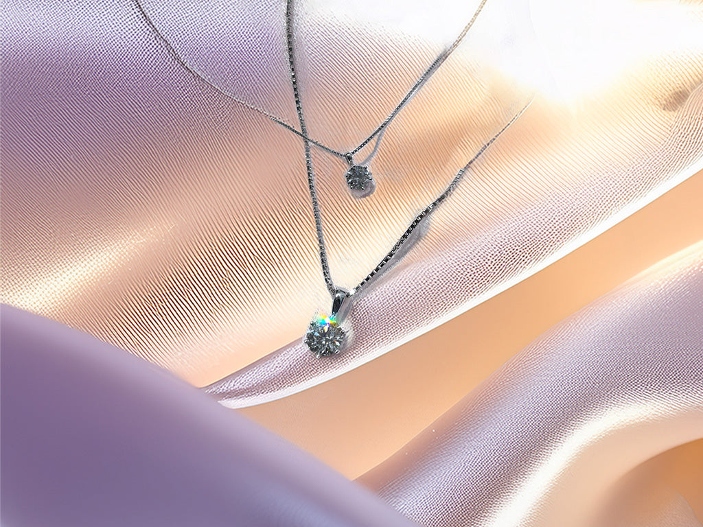 《ホワイトダイヤモンド》を育てて《プラチナネックレス》にお仕立てする