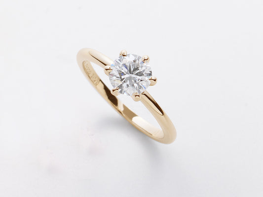 ホワイトダイヤモンドシャンパンゴールドリング